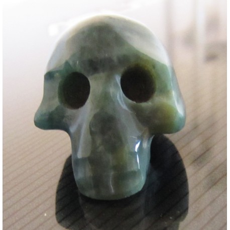 Crâne Quartz vert 108,50 carats