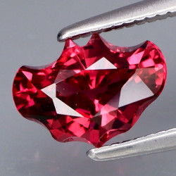 Grenat Batman 1,56 carats