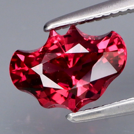 Grenat Batman 1,56 carats