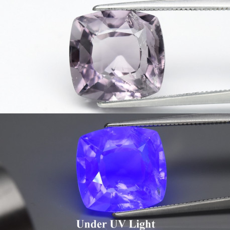 Fluorite change color 10,36 carats