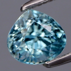 Zircon bleu 1,19 carats