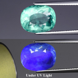 Fluorite change color 6,07 carats
